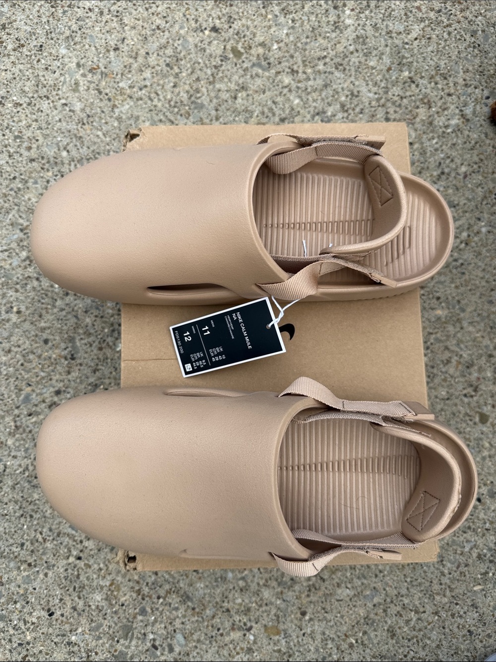 Nike Men's Slip-On Loafers in Beige/Tan